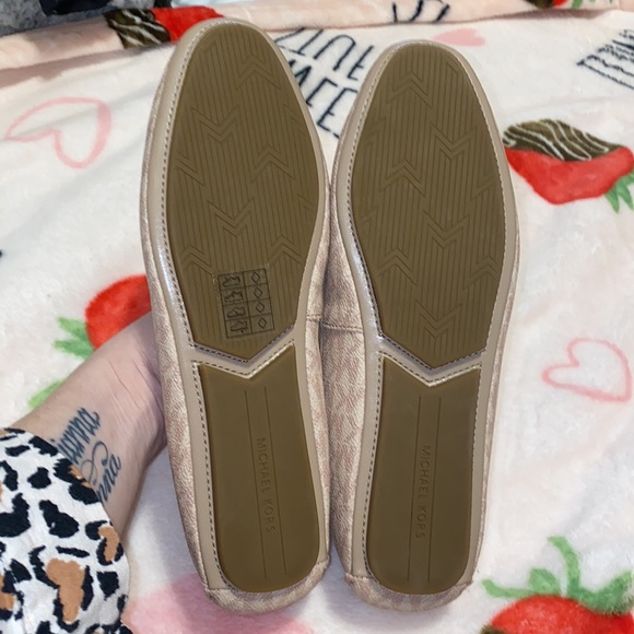 •Lillie• Pink Michael Kors Monogram Ballet Slipper NWOB - Picture 5 of 6